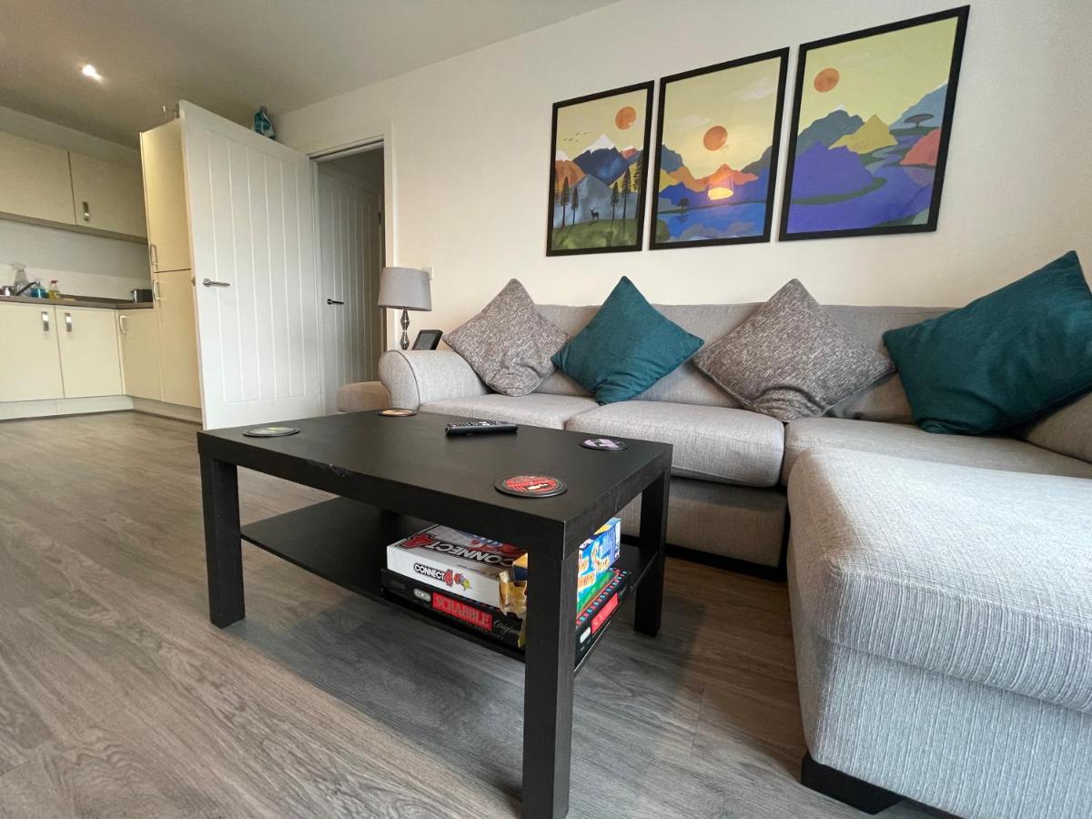 Balcony Marina Apartment With City Skyline Views - Free Secure Parking Manchester Exteriör bild