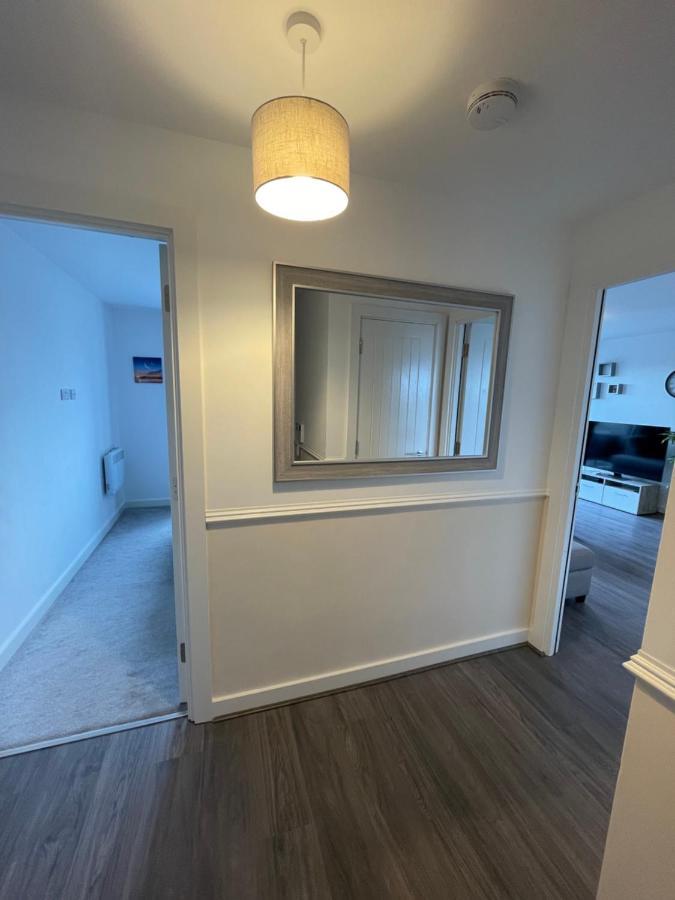 Balcony Marina Apartment With City Skyline Views - Free Secure Parking Manchester Exteriör bild