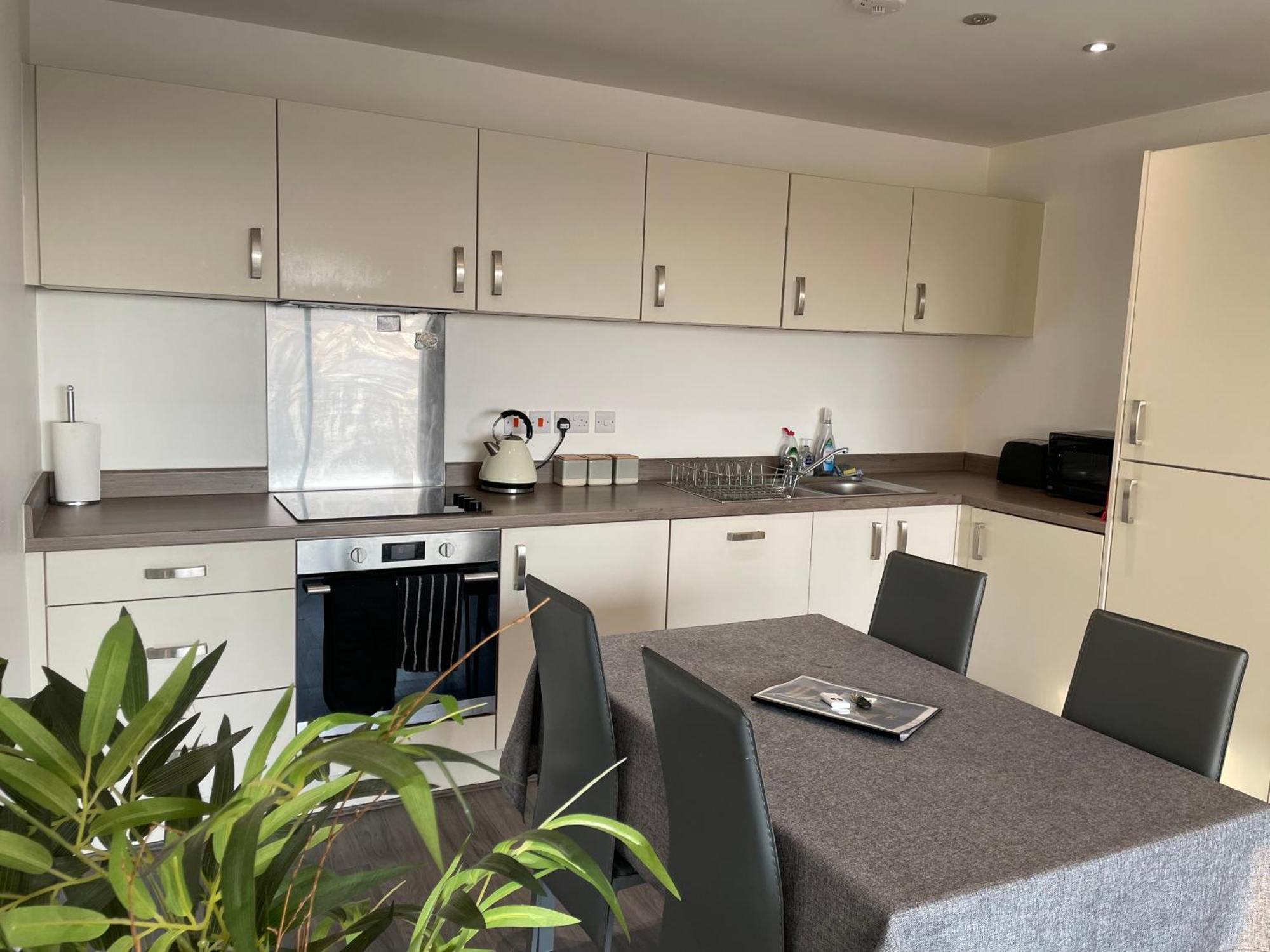 Balcony Marina Apartment With City Skyline Views - Free Secure Parking Manchester Exteriör bild
